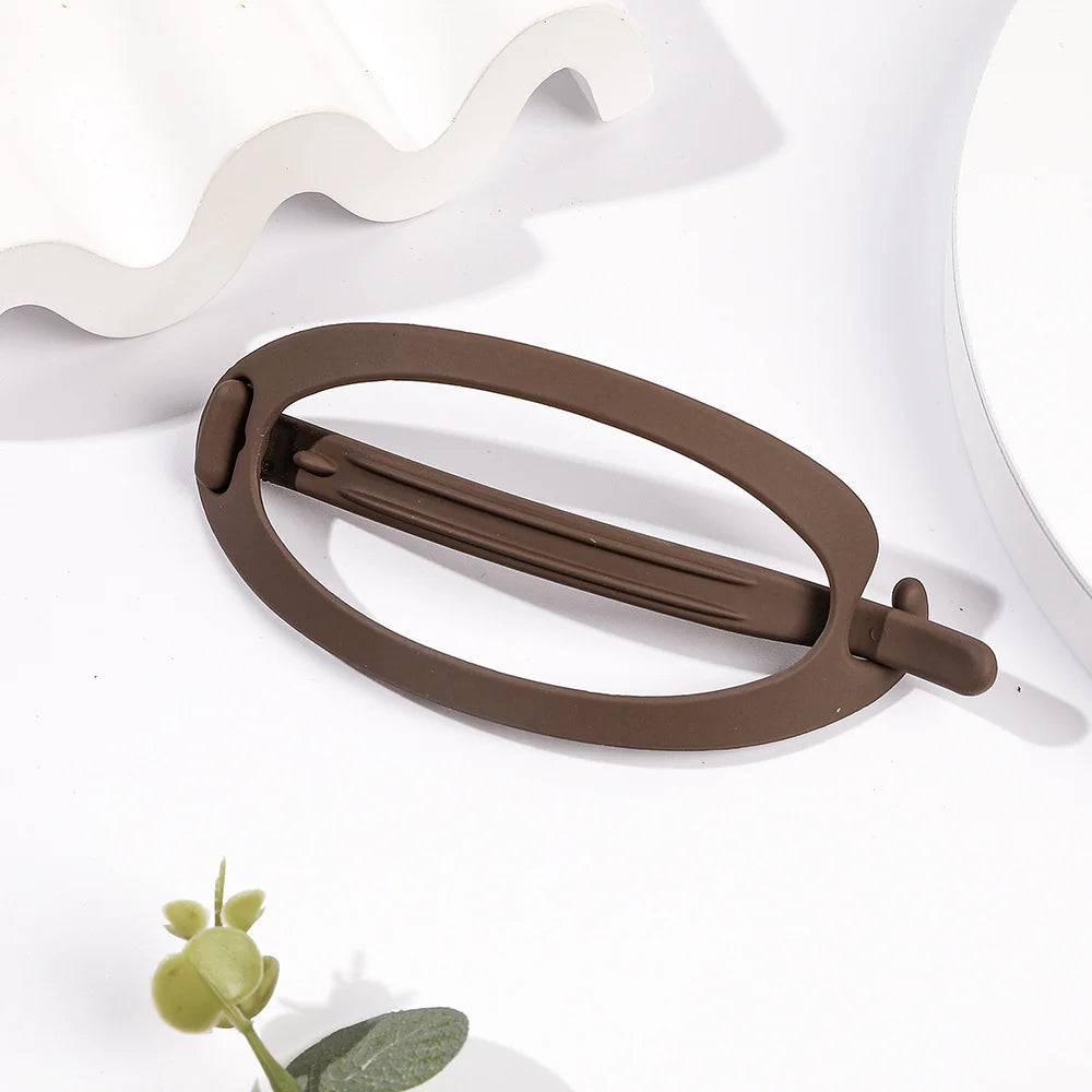 Large Duckbill Hair Clip for Women – Geometric Plastic Top Claw Clamp Hair Accessory - Vellévia