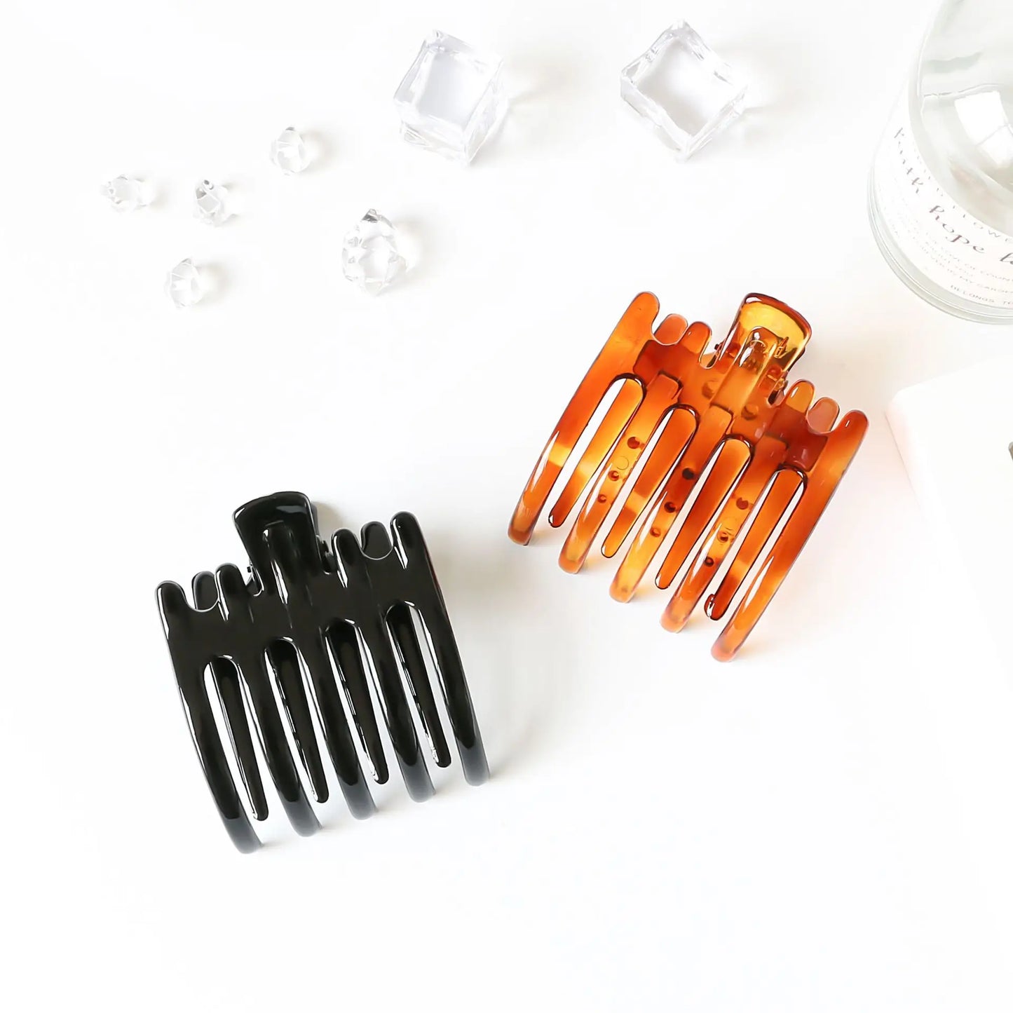 Matte Acrylic Hair Claw Clips for Women – Geometric Ponytail Holder Barrettes - Vellévia