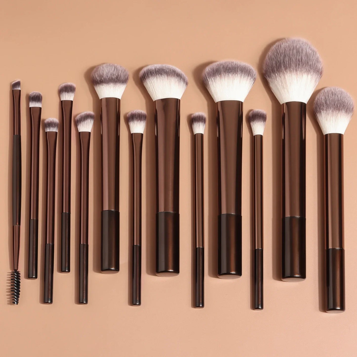 13-Piece Makeup Brush Set – Foundation, Concealer, Powder and Eyeshadow Blending Brushes - Vellévia